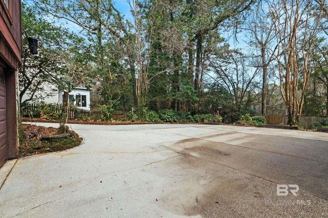 167 Bay View Drive, Daphne, AL 36526