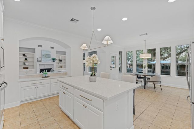 2709 Deep River CIR, Round Rock, TX 78665
