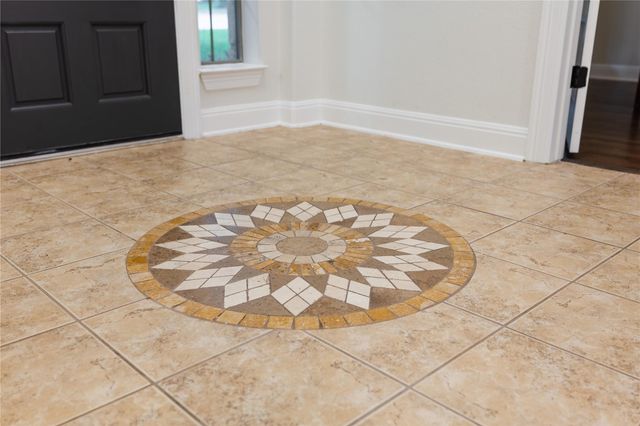 2709 Deep River CIR, Round Rock, TX 78665