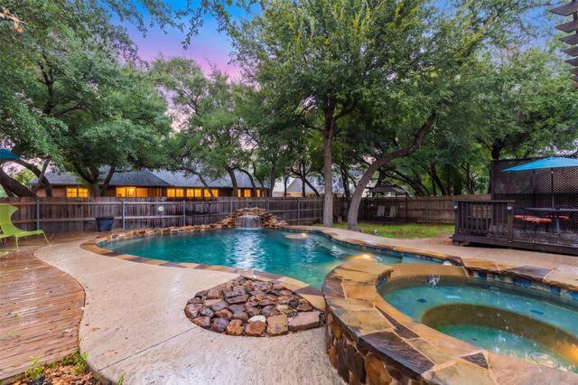 2709 Deep River CIR, Round Rock, TX 78665