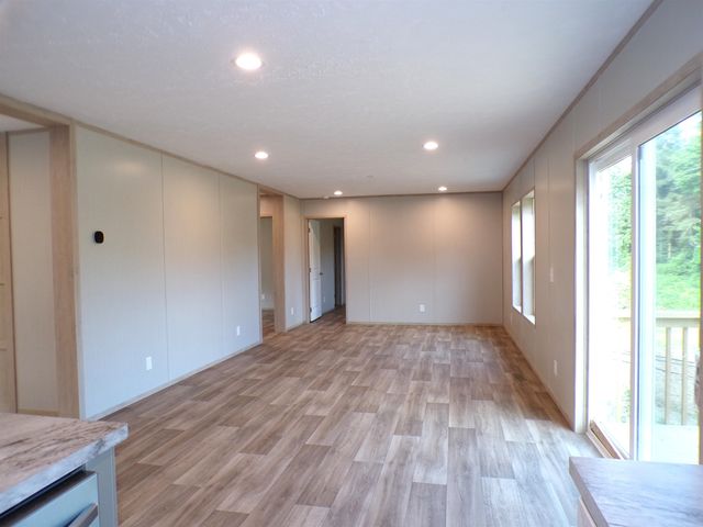 325 Thompson Road, Chesnee, SC 29323