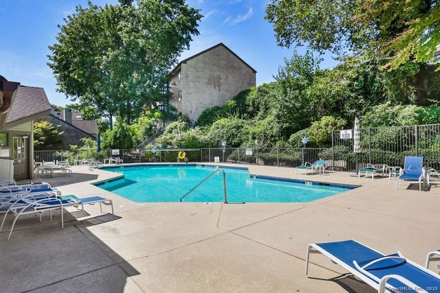 2289 Bedford Street G17, Stamford, CT 06905