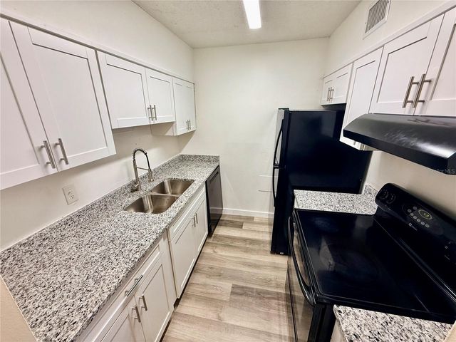 6519 W NEWBERRY ROAD 107, Gainesville, FL 32605