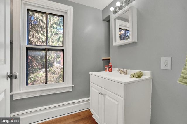 175 S EAST ST, Spring Grove, PA 17362