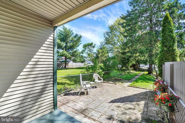 175 S EAST ST, Spring Grove, PA 17362