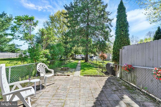 175 S EAST ST, Spring Grove, PA 17362