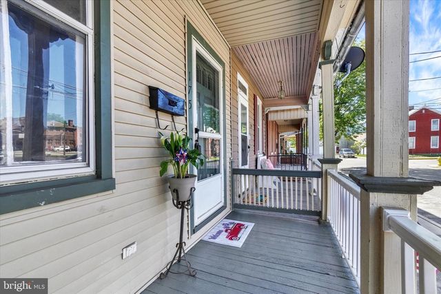 175 S EAST ST, Spring Grove, PA 17362