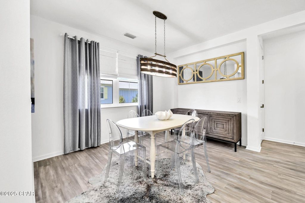 Image 10 of property listing at 8688 Sand Dollar Drive, Panama City Beach, FL 32413