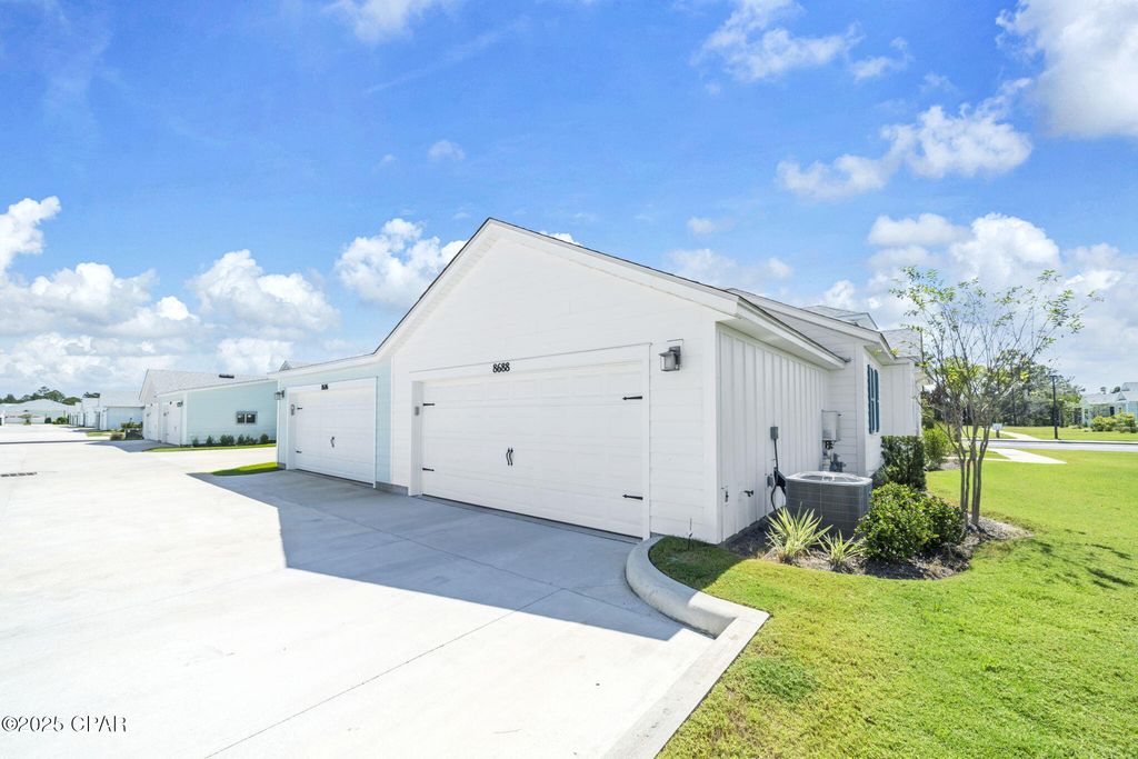 Image 24 of property listing at 8688 Sand Dollar Drive, Panama City Beach, FL 32413