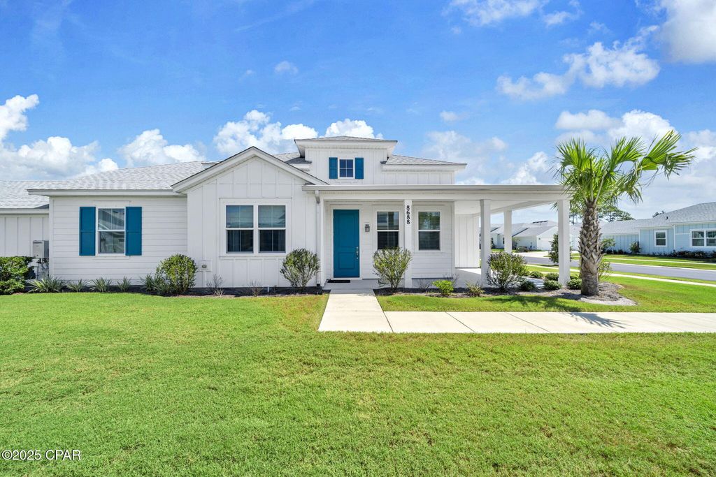 Image 4 of property listing at 8688 Sand Dollar Drive, Panama City Beach, FL 32413