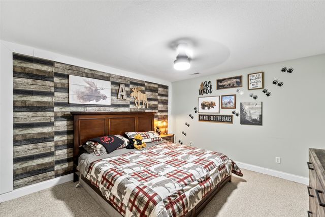 5075 Windsor Circle, Pleasant Hill, IA 50327
