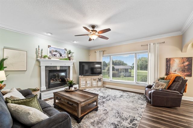 5075 Windsor Circle, Pleasant Hill, IA 50327