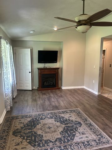 1775 Old Beech Creek Rd, Waynesboro, TN 38485