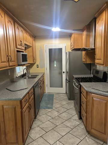 1775 Old Beech Creek Rd, Waynesboro, TN 38485