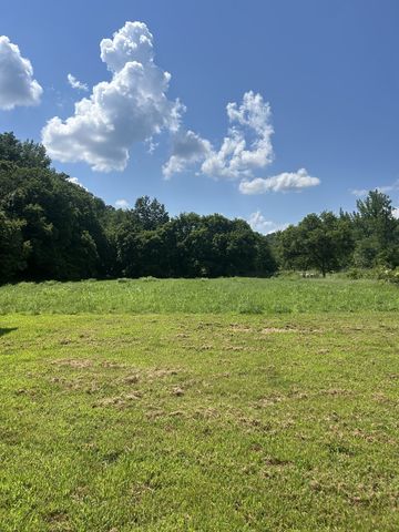 1775 Old Beech Creek Rd, Waynesboro, TN 38485