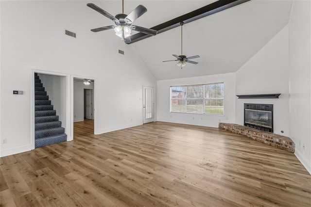 590 Pinecone Drive, Moss Bluff, LA 70611