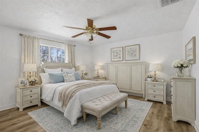 590 Pinecone Drive, Moss Bluff, LA 70611