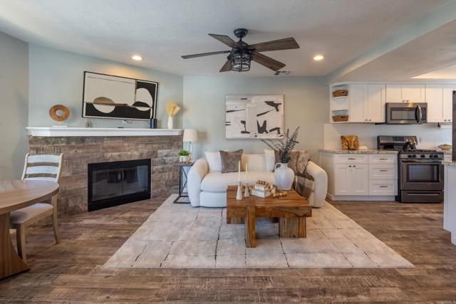 1114 Tait Street F, Oceanside, CA 92054