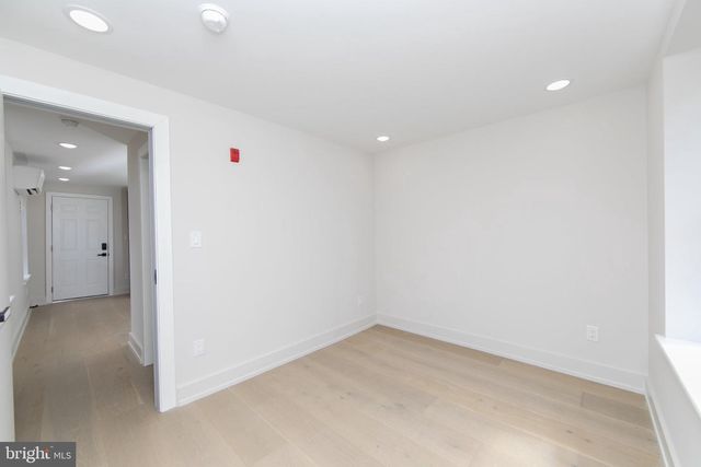 448 E GIRARD AVE, Philadelphia, PA 19125