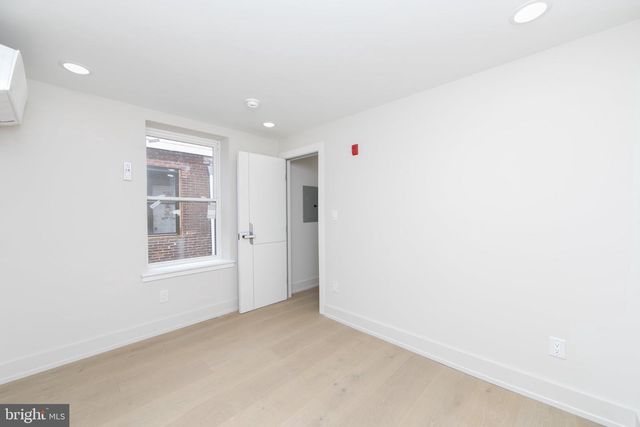 448 E GIRARD AVE, Philadelphia, PA 19125