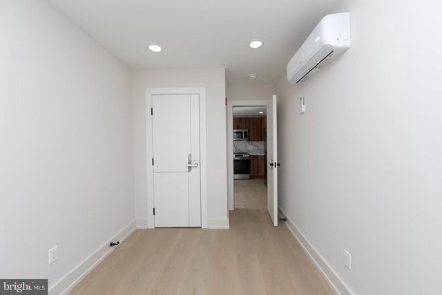 448 E GIRARD AVE, Philadelphia, PA 19125