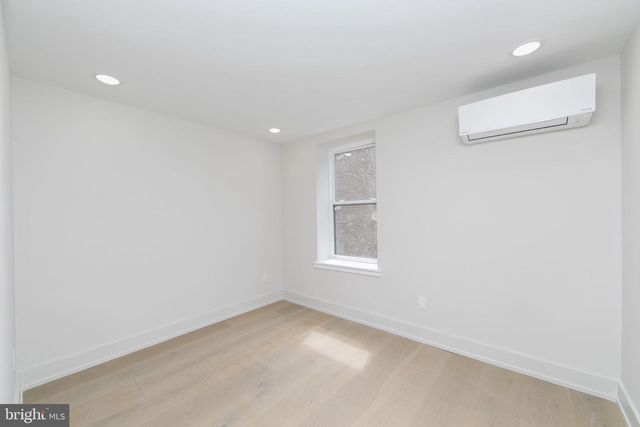 448 E GIRARD AVE, Philadelphia, PA 19125