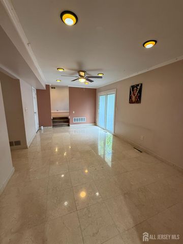 43 Jonathan Drive, Edison, NJ 08820