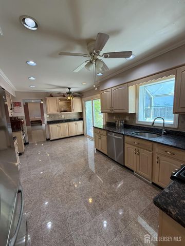 43 Jonathan Drive, Edison, NJ 08820