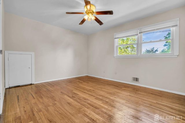 43 Jonathan Drive, Edison, NJ 08820