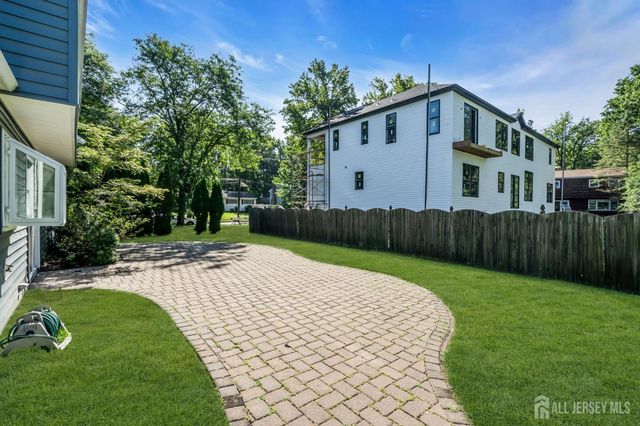 43 Jonathan Drive, Edison, NJ 08820