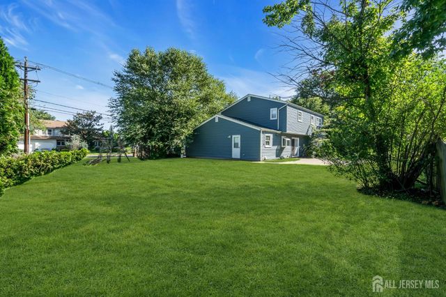 43 Jonathan Drive, Edison, NJ 08820