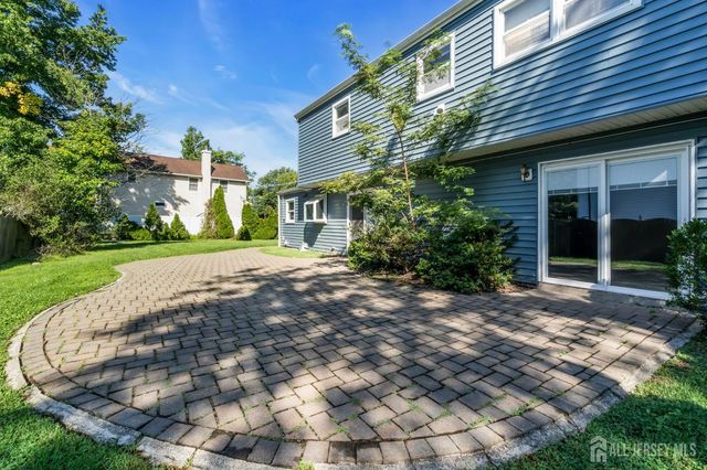 43 Jonathan Drive, Edison, NJ 08820