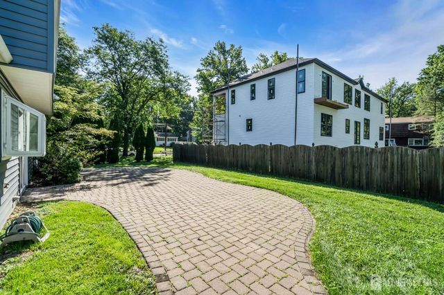 43 Jonathan Drive, Edison, NJ 08820