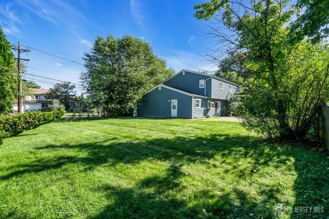 43 Jonathan Drive, Edison, NJ 08820