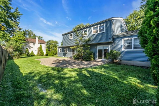 43 Jonathan Drive, Edison, NJ 08820