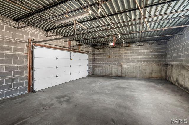 1325 Hampton Avenue, St Louis, MO 63139