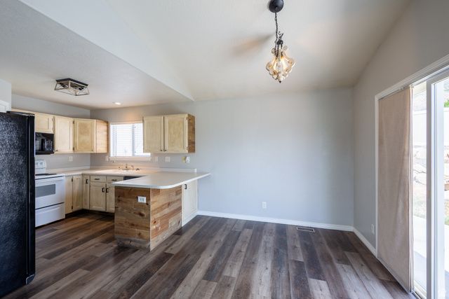 3926 W 10400 N, Cedar Hills, UT 84062