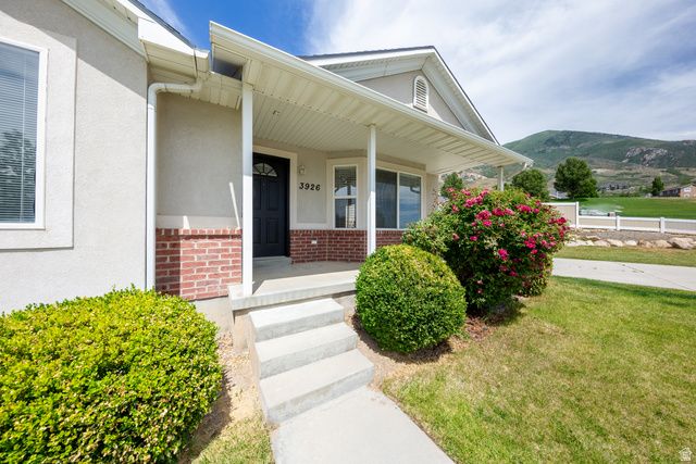3926 W 10400 N, Cedar Hills, UT 84062