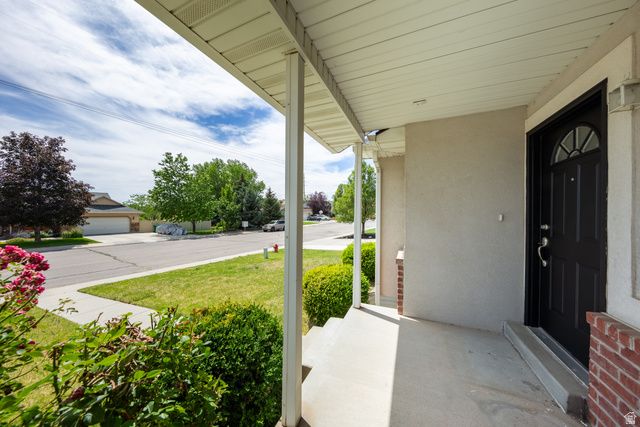 3926 W 10400 N, Cedar Hills, UT 84062