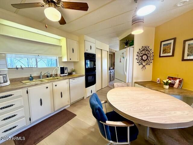 2605 S TOMAHAWK Road 46, Apache Junction, AZ 85119