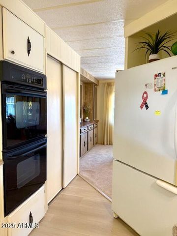 2605 S TOMAHAWK Road 46, Apache Junction, AZ 85119