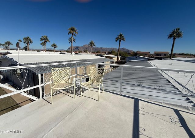 2605 S TOMAHAWK Road 46, Apache Junction, AZ 85119