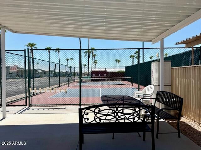 2605 S TOMAHAWK Road 46, Apache Junction, AZ 85119