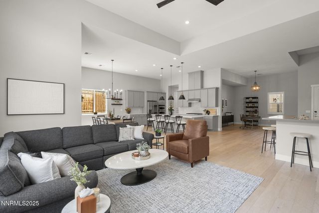 2904 Amethyst Hills Drive, Reno, NV 89521