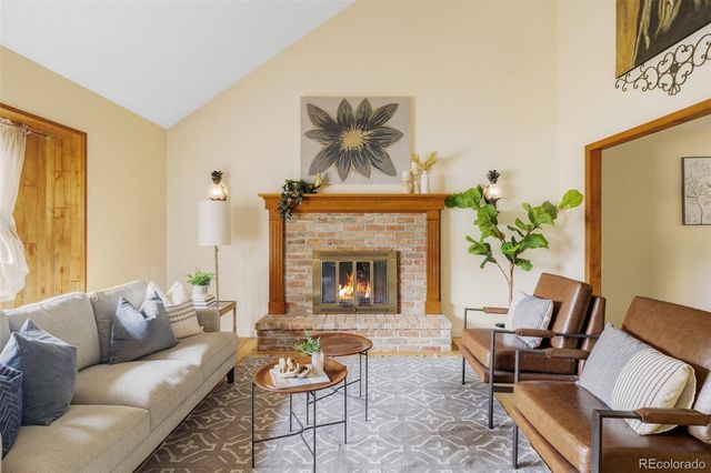 4812 S Carson Street, Aurora, CO 80015