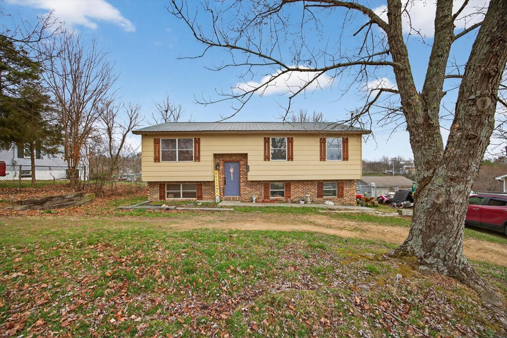 230 SE Fairview Drive, SE, Cleveland, TN 37323