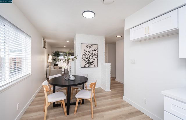 5201 Sky Pkwy, Sacramento, CA 95823