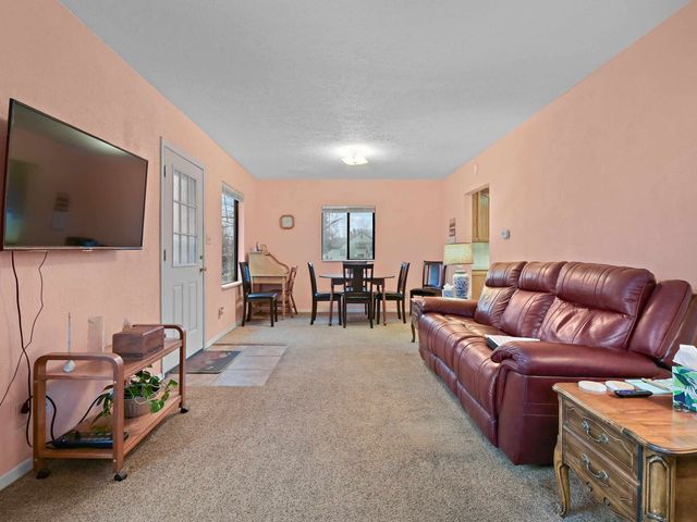 4723 N Lincoln St, Spokane, WA 99205