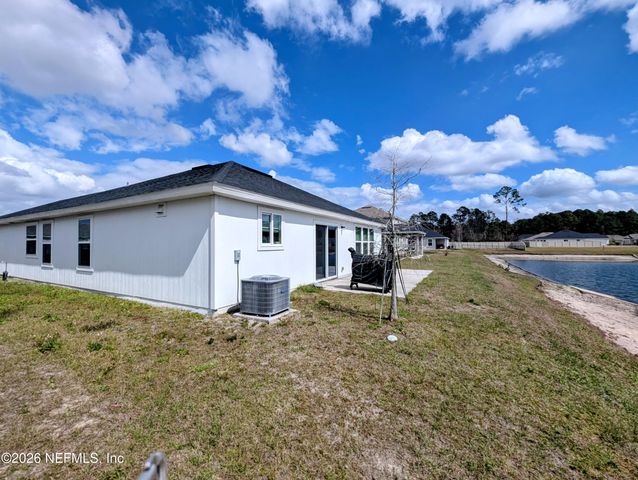 10404 COLLINS FIELD Circle, Jacksonville, FL 32222