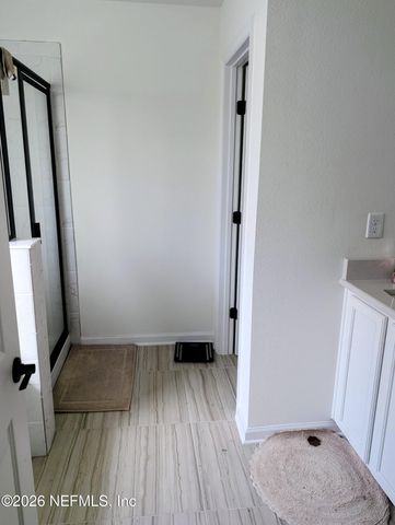 10404 COLLINS FIELD Circle, Jacksonville, FL 32222